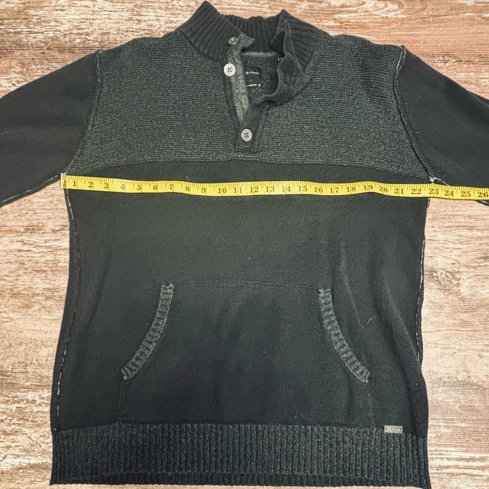JB Holt Buckle | VGUC Quarter Button Barlow Lincoln Henley Sweater Black Large